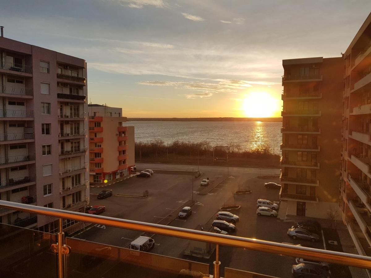 Summerland Beach&Sun Apartments Mamaia Eksteriør bilde